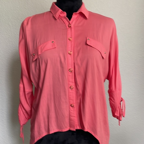 STUDIO F, Coral 🪸 Blouse - Picture 9 of 9